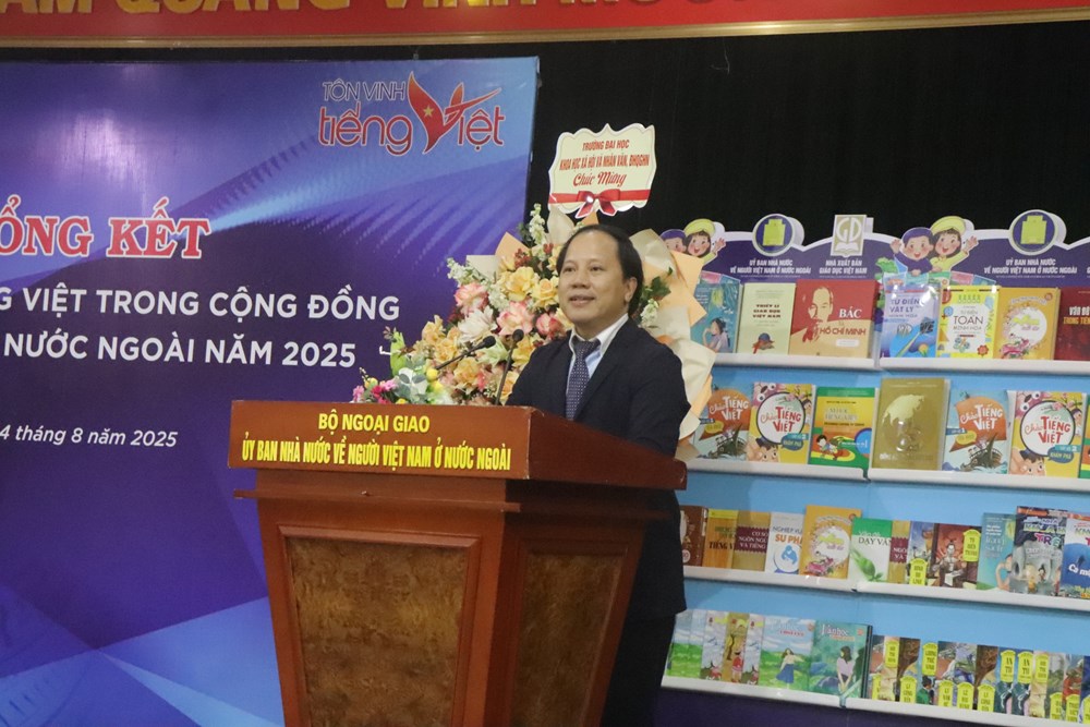 Gìn giữ, phát huy ngôn ngữ và văn hóa dân tộc trong cộng đồng người Việt Nam ở nước ngoài - ảnh 1