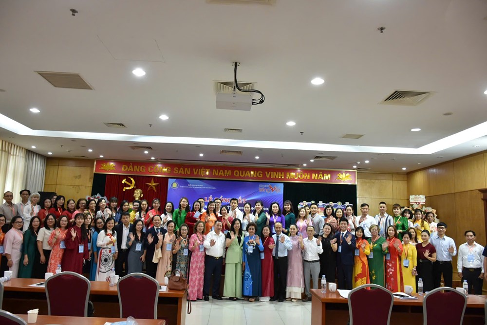 Văn hoá là sợi dây bền chặt gắn kết cộng đồng người Việt Nam ở nước ngoài - ảnh 3