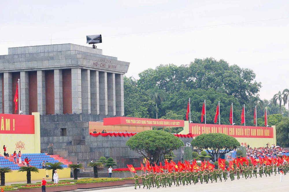 Quảng trường Ba Đình hào hùng khí thế trước giờ sơ duyệt diễu binh, diễu hành - ảnh 7