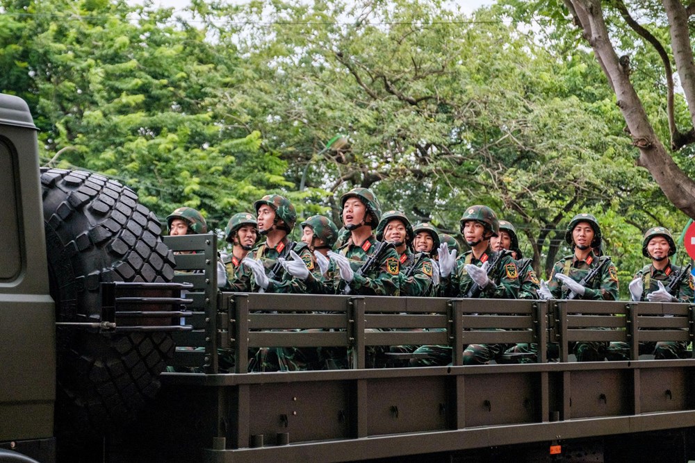 Quảng trường Ba Đình hào hùng khí thế trước giờ sơ duyệt diễu binh, diễu hành - ảnh 9
