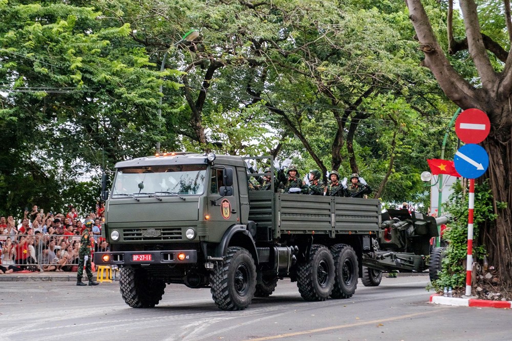 Quảng trường Ba Đình hào hùng khí thế trước giờ sơ duyệt diễu binh, diễu hành - ảnh 8