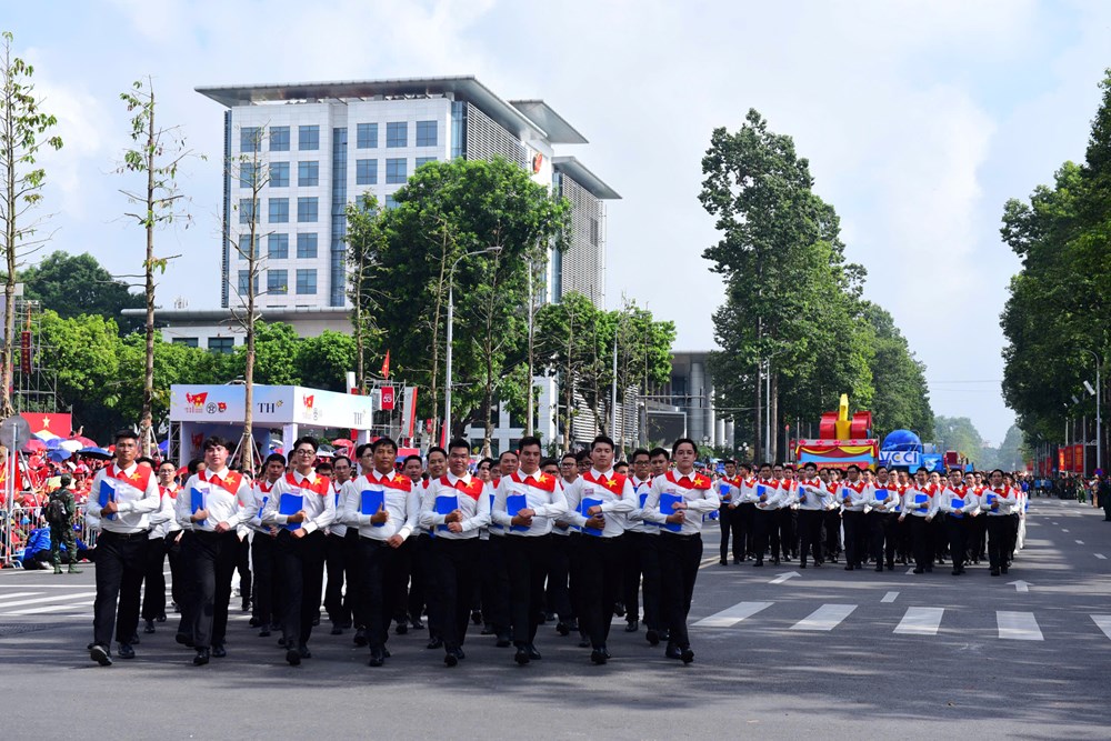 Đường phố ngập tràn khí thế diễu binh, diễu hành kỷ niệm 80 năm Quốc khánh - ảnh 15