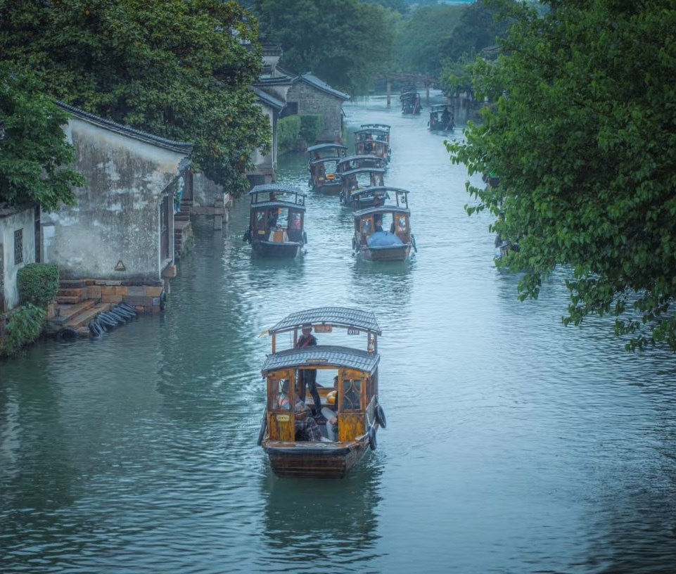 Khi con nước thì thầm kể chuyện - ảnh 1