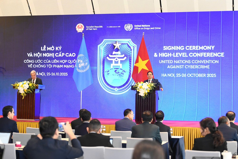 Thủ tướng Phạm Minh Chính và Tổng Thư ký Liên Hợp Quốc António Guterres đồng chủ trì họp báo - ảnh 1
