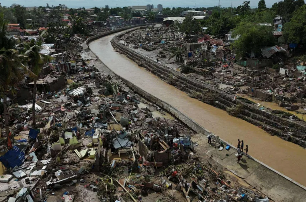 Bão Fung-wong sắp mạnh lên, đe dọa ảnh hưởng trực tiếp vào Philippines  - ảnh 1