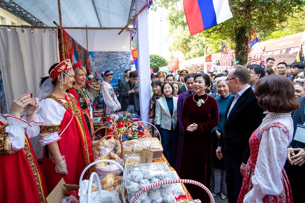 Lan tỏa tinh thần nhân ái và sẻ chia ấm áp - ảnh 5