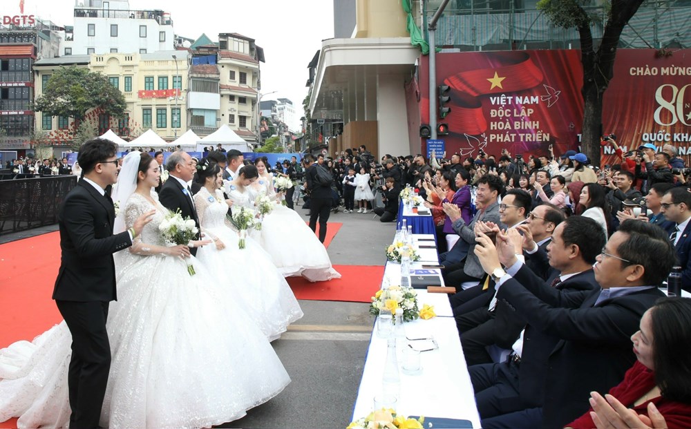 Những mảnh ghép hạnh phúc hội tụ giữa trái tim Hà Nội - ảnh 2