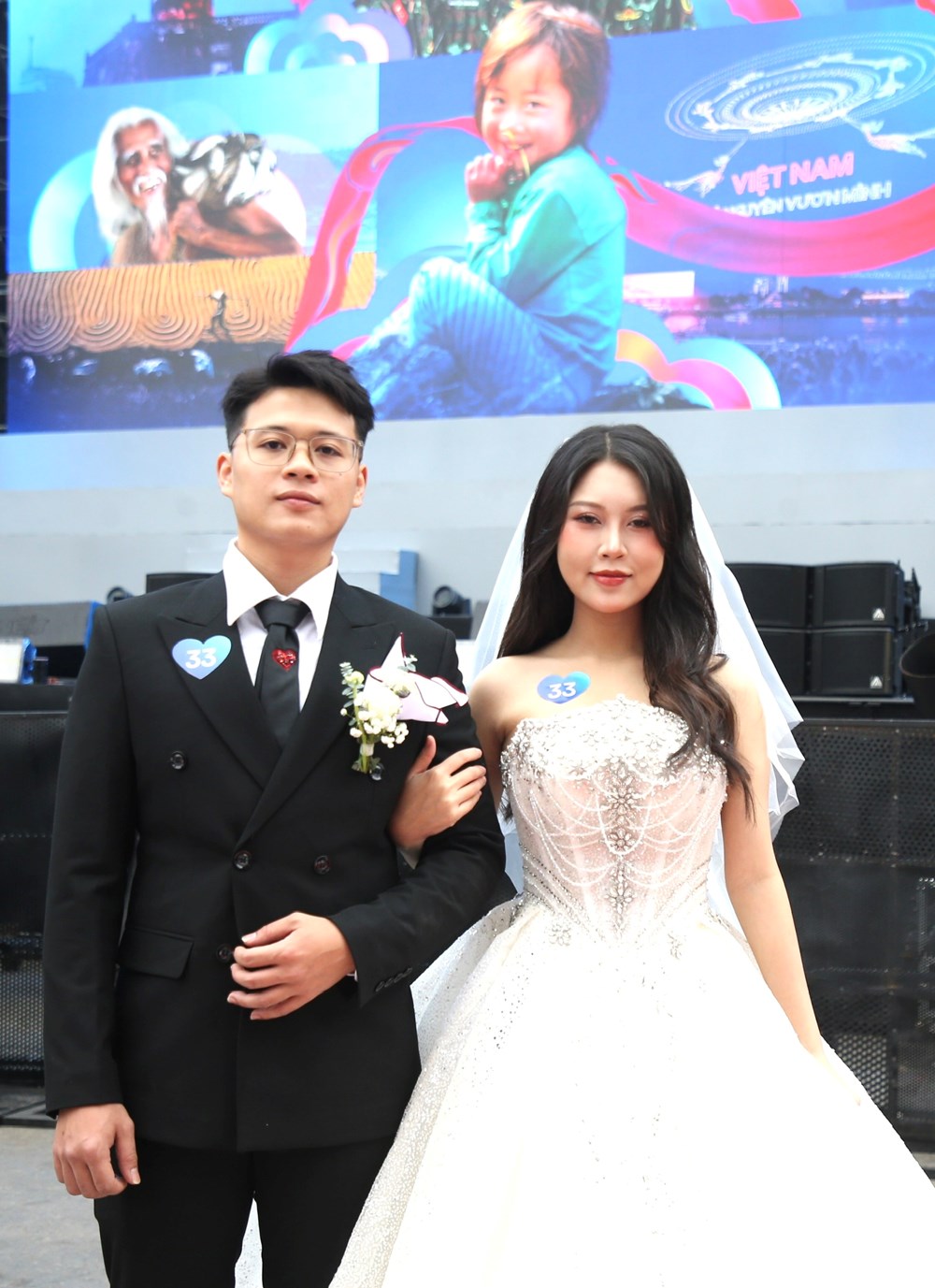 Những mảnh ghép hạnh phúc hội tụ giữa trái tim Hà Nội - ảnh 14