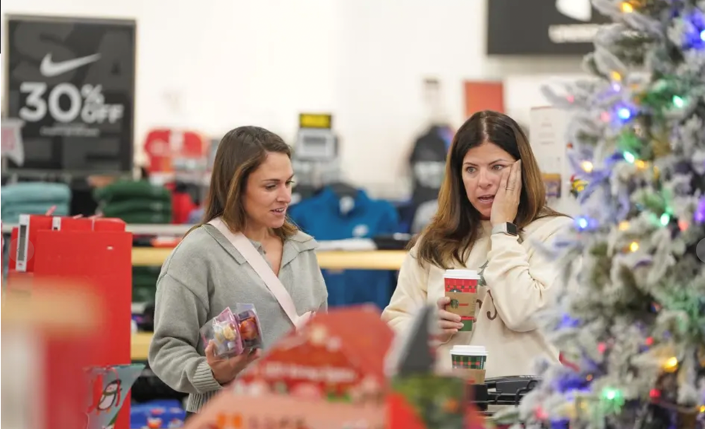 Giá cả leo thang khiến mùa lễ hội năm nay “kém vui” với người tiêu dùng Mỹ - ảnh 1