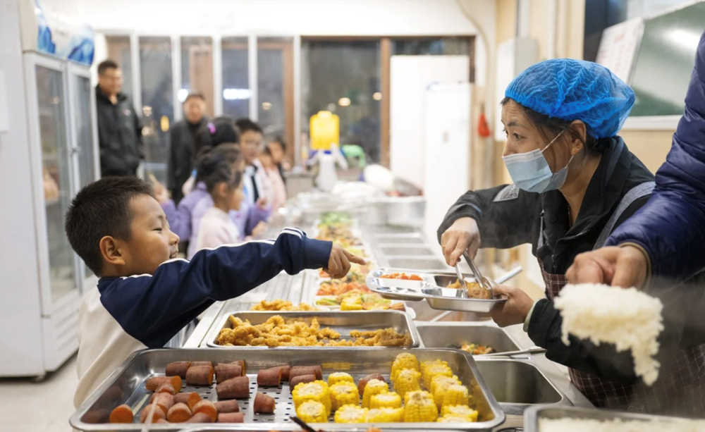 Trung Quốc chi trả toàn bộ chi phí sinh con ứng phó khủng hoảng tỉ lệ sinh - ảnh 1