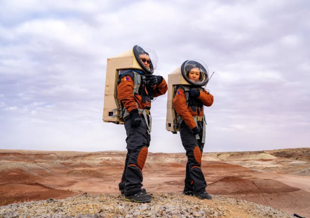 Du khách thử thách sinh tồn tại “Trại sao Hỏa” Mông Cổ - ảnh 1