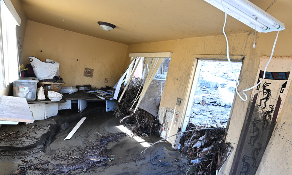 Bão mùa Đông dữ dội tấn công California vào ngày Giáng sinh - ảnh 2