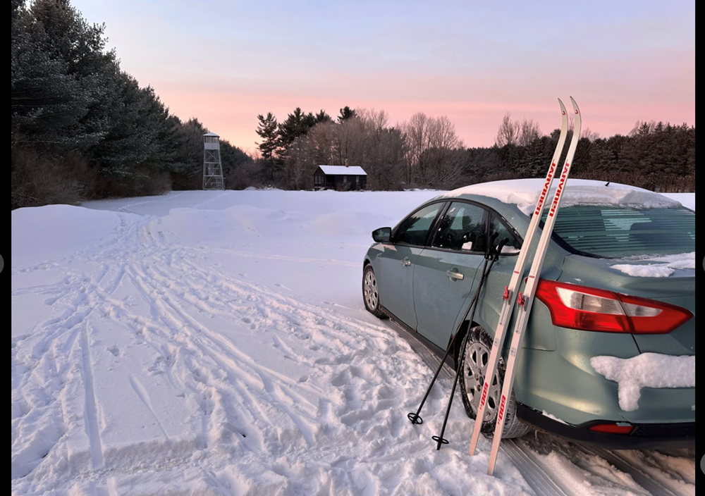 Nước Mỹ trải qua bão tuyết mùa đông khắc nghiệt - ảnh 2