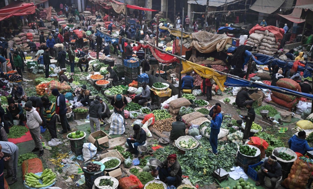 Ấn Độ trở thành nền kinh tế lớn thứ tư thế giới, hướng tới top 3 vào năm 2026 - ảnh 1