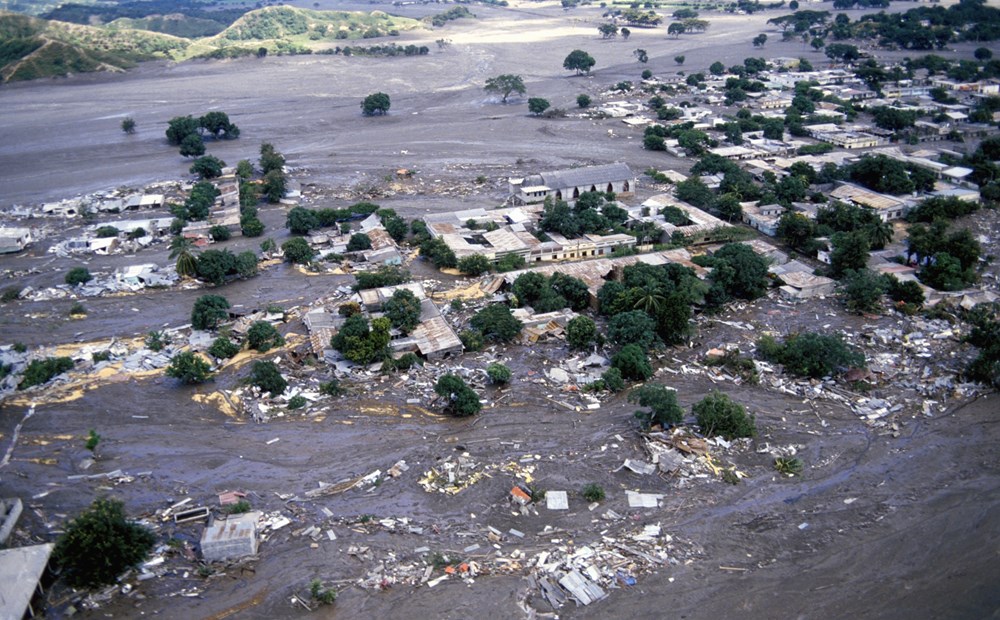 Sông băng tan chảy “đánh thức” những ngọn núi lửa nguy hiểm nhất - ảnh 1