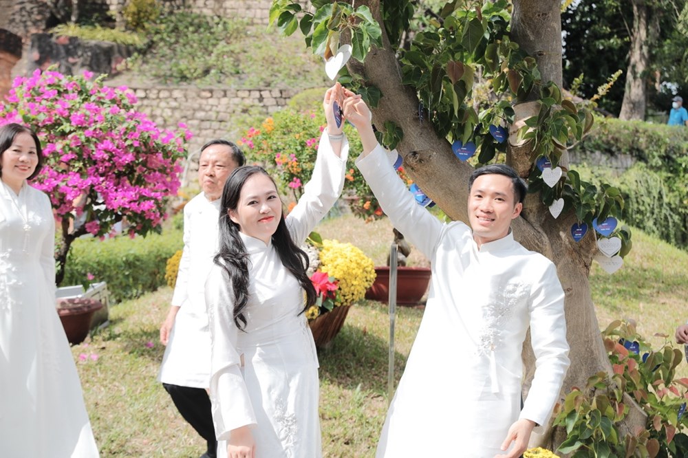 “Cây Hạnh phúc” nhân lên yêu thương tại Tháp Bà Ponagar Nha Trang - ảnh 4