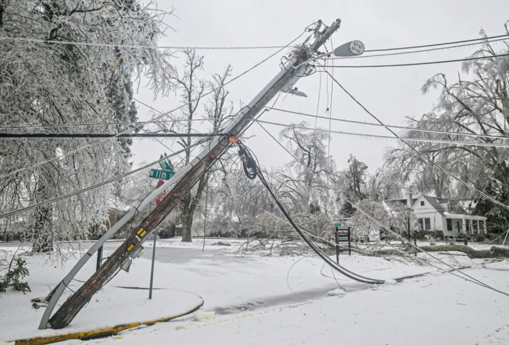 Mỹ thiệt hại nặng nề trước bão mùa đông khắc nghiệt - ảnh 1