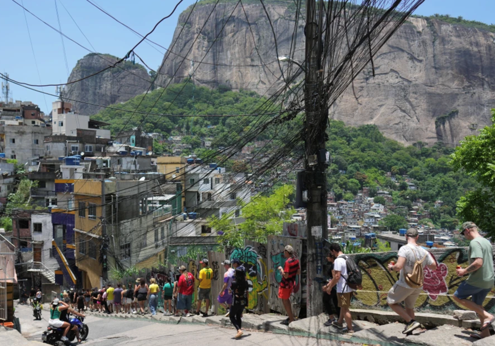 Những khu ổ chuột ở Rio de Janeiro trở thành điểm đến du lịch hấp dẫn - ảnh 2