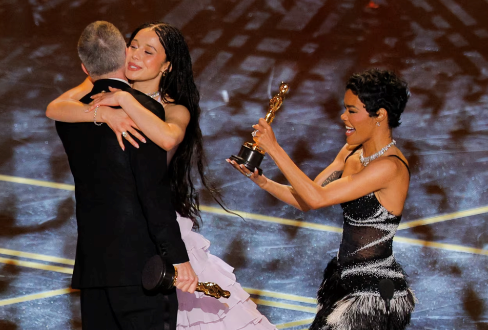 Những khoảnh khắc ấn tượng tại lễ trao giải Oscar 2026 - ảnh 6
