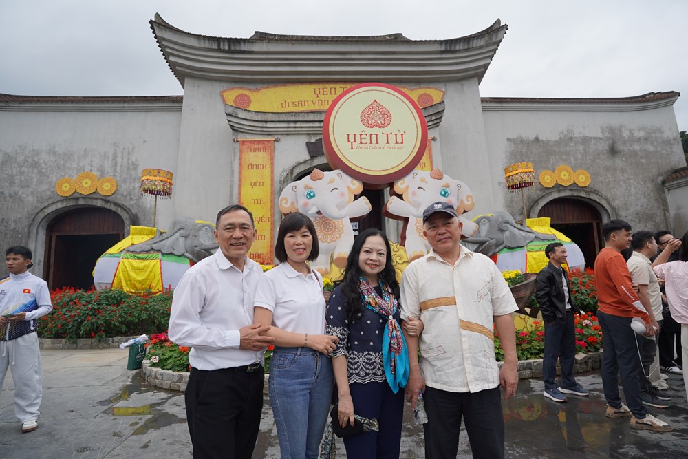 Lan toả hạnh phúc từ non thiêng Yên Tử - ảnh 2