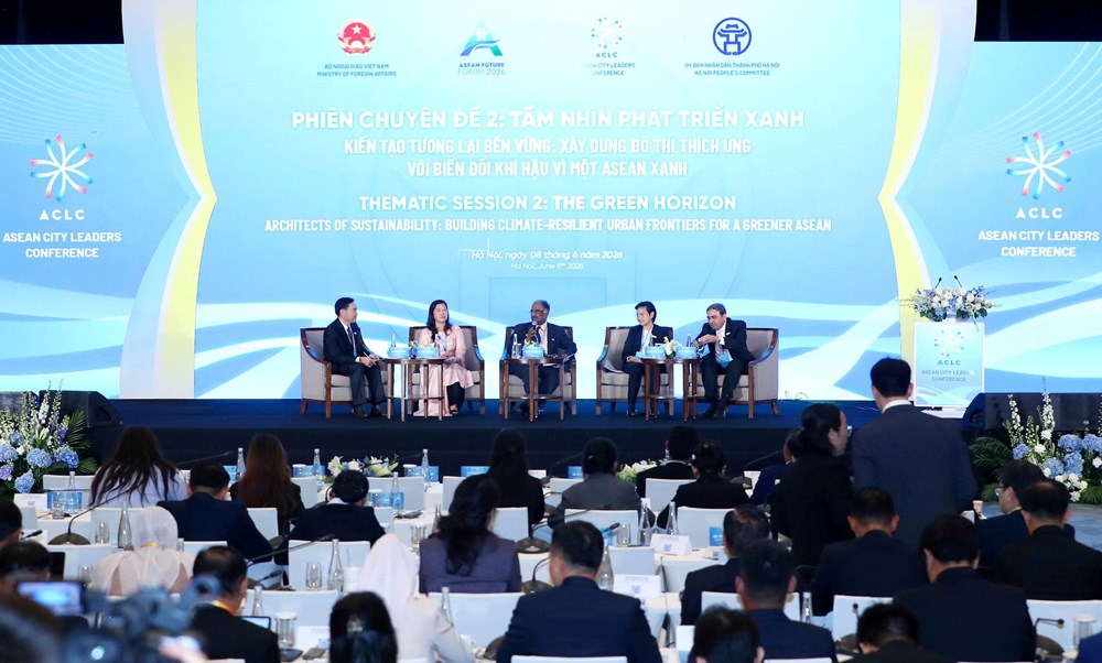 Xây dựng đô thị hiện đại, thích ứng với thiên tai và biến đổi khí hậu - ảnh 1