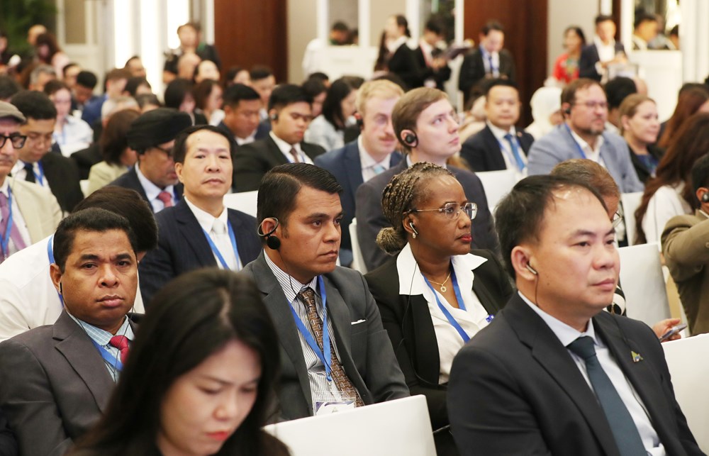 Thủ tướng Lê Minh Hưng: ASEAN cần hướng tới ba tầm vóc chiến lược - ảnh 6