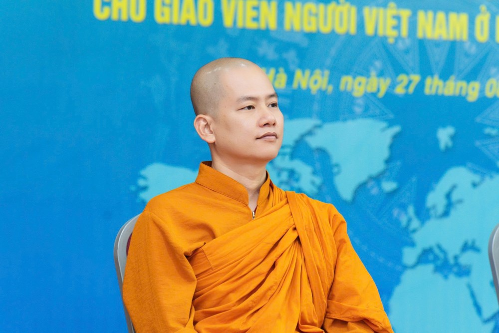 Những sứ giả chắp cánh tình yêu ngôn ngữ mẹ đẻ ra thế giới - ảnh 3