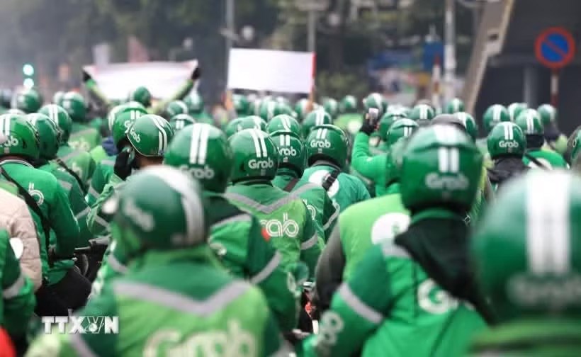 Grab hợp tác OpenAI, tài xế có thêm cơ hội tăng thu nhập nhờ AI - ảnh 1