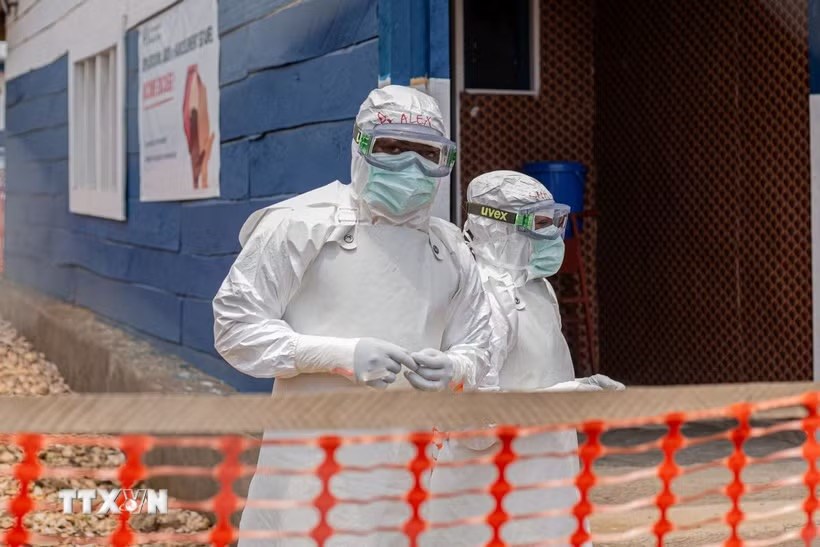 Bệnh nhân Ebola đầu tiên được xác nhận tại Nigeria đã được sơ tán đến Thụy Sĩ - ảnh 1