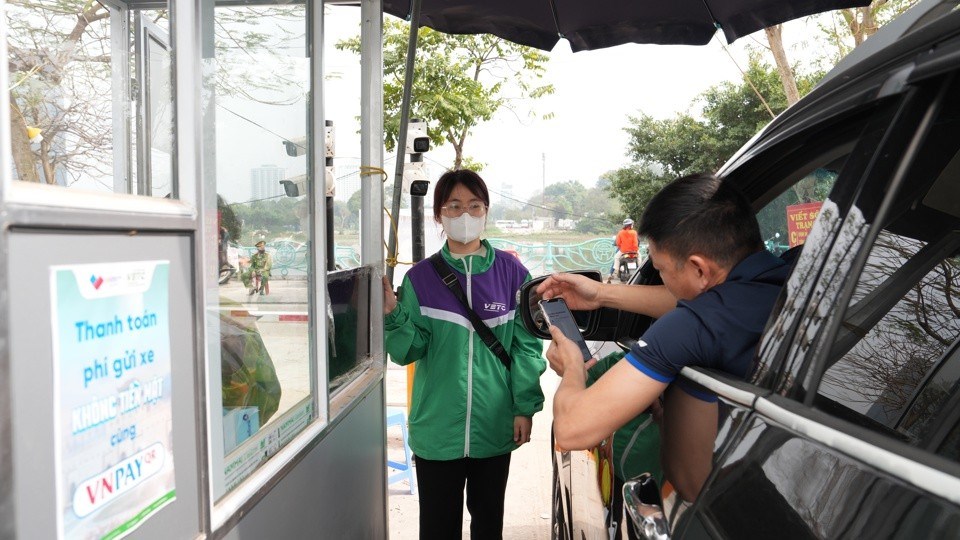 Hà Nội: Thí điểm ứng dụng công nghệ tìm kiếm và thanh toán trong trông giữ xe - ảnh 1