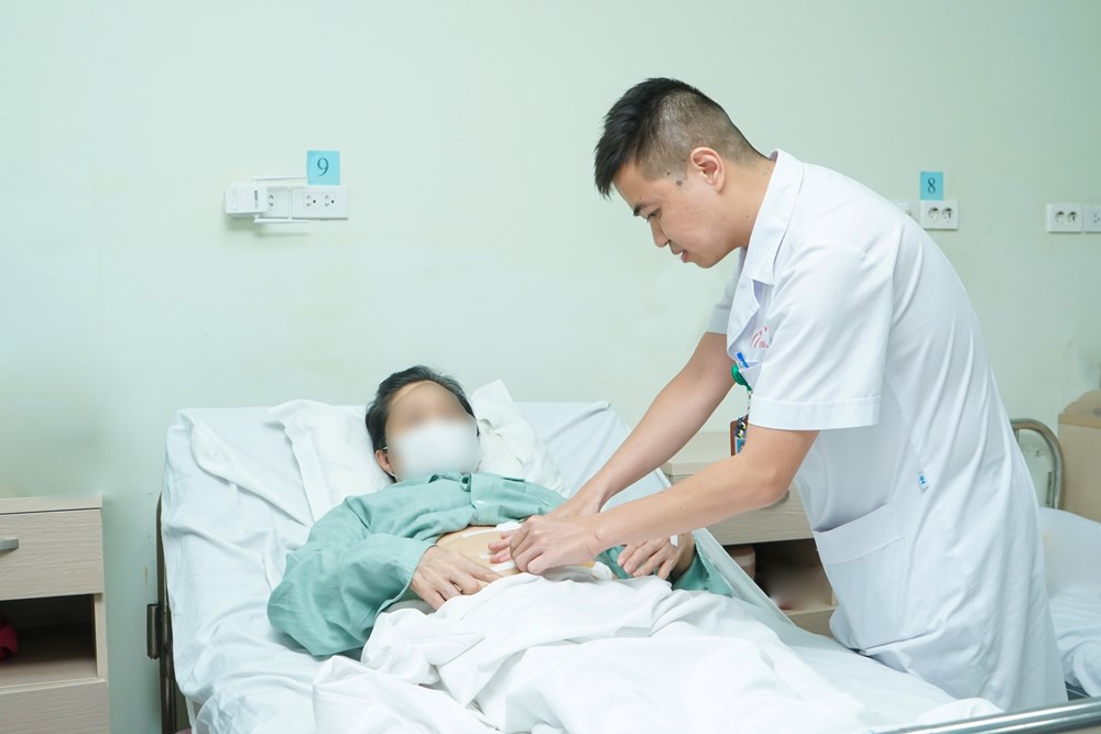 Nhiễm trùng ruột vì nuốt phải tăm - ảnh 2