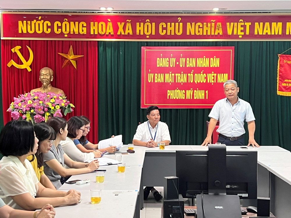 Hà Nội: Kiốt ở chợ truyền thống có biển tên - ảnh 6