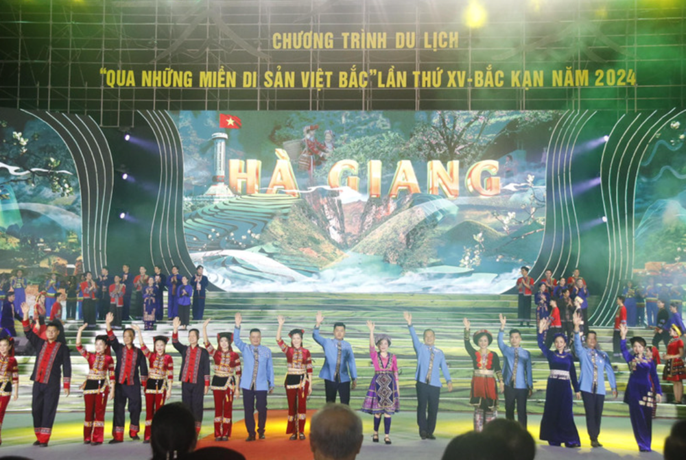 Khai mạc Chương trình du lịch “Qua những miền di sản Việt Bắc” - ảnh 5