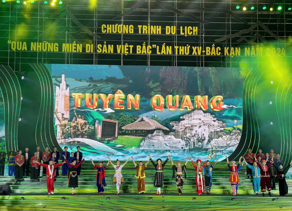 Khai mạc Chương trình du lịch “Qua những miền di sản Việt Bắc” - ảnh 6