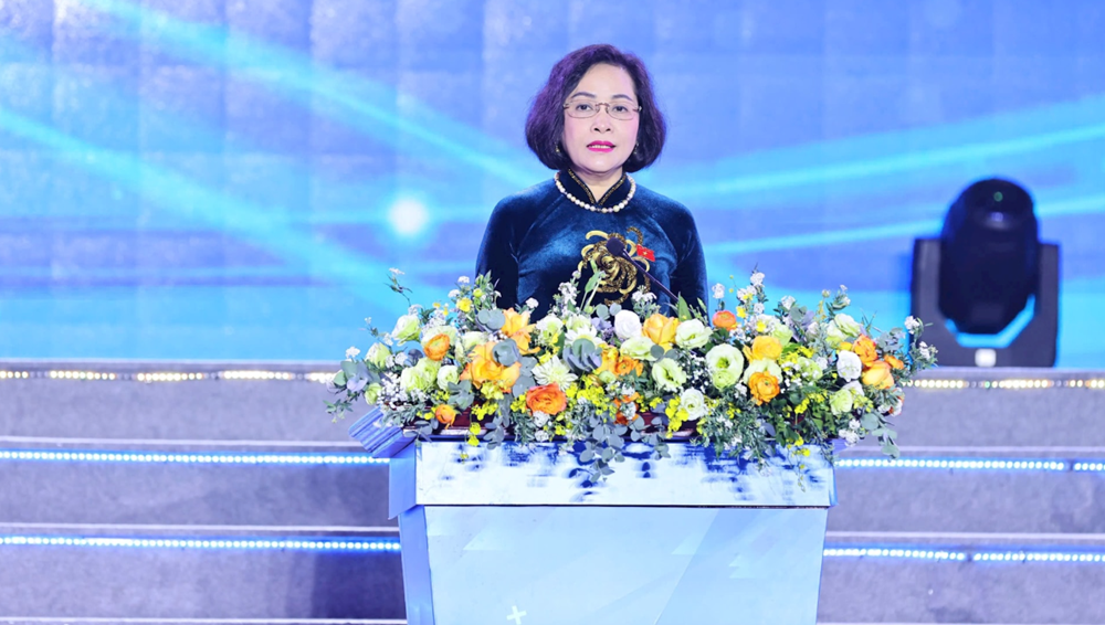 Tuyên dương 181 HSSV tiêu biểu năm học 2023-2024 - ảnh 2