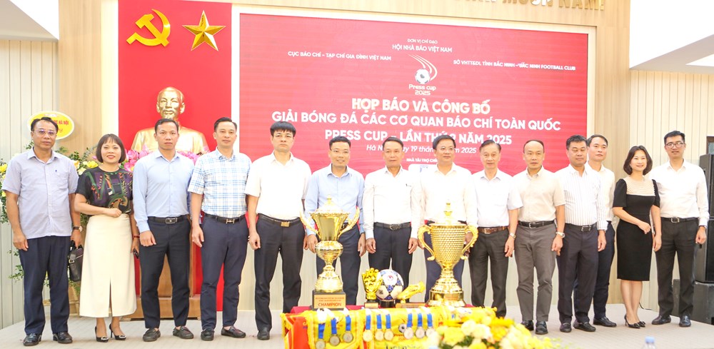 Lần đầu tiên tổ chức trận siêu cup bóng đá báo chí Việt Nam – Thái Lan - ảnh 7