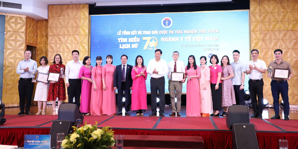 Tổng kết và trao giải cuộc thi tìm hiểu lịch sử 70 năm ngành Y tế - ảnh 1