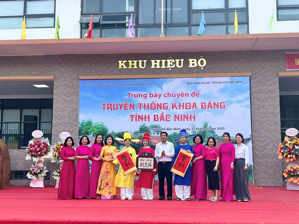 Trưng bày lưu động chuyên đề “Truyền thống khoa bảng tỉnh Bắc Ninh” - ảnh 1