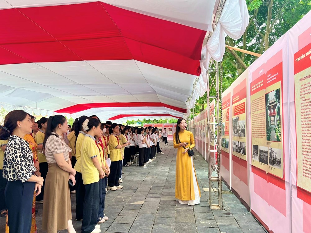 Trưng bày lưu động chuyên đề “Truyền thống khoa bảng tỉnh Bắc Ninh” - ảnh 2