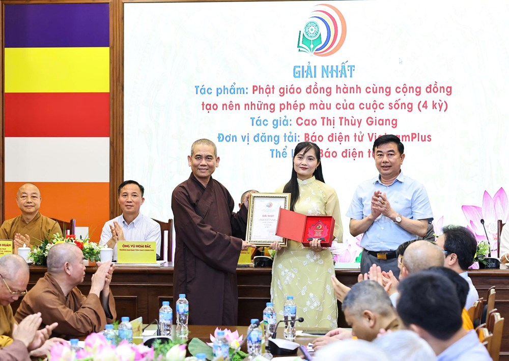 Báo Văn Hoá đoạt giải Nhì giải Báo chí Phật giáo lần thứ nhất - ảnh 3