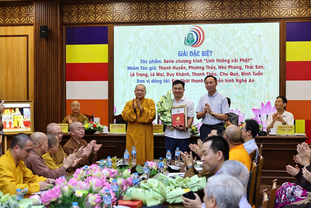 Báo Văn Hoá đoạt giải Nhì giải Báo chí Phật giáo lần thứ nhất - ảnh 2