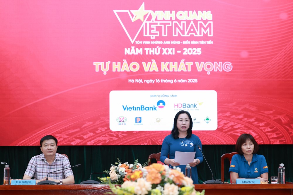 HLV Mai Đức Chung và xạ thủ Trịnh Thu Vinh được vinh danh - ảnh 1