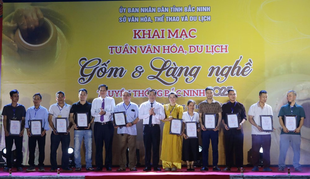 Khai mạc Tuần Văn hoá, du lịch Bắc Ninh - năm 2025 - ảnh 3