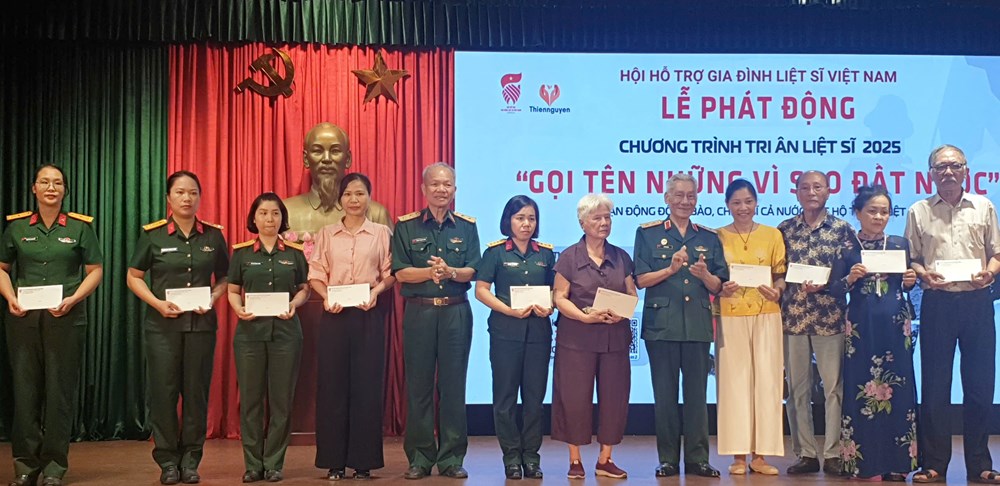 Khởi động chương trình tri ân liệt sĩ “Gọi tên những vì sao đất nước“ - ảnh 1