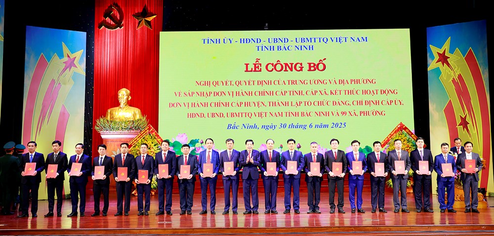 Lễ công bố các Nghị quyết, Quyết định của Trung ương và địa phương về sáp nhập đơn vị hành chính tỉnh Bắc Ninh và các xã, phường mới - ảnh 5