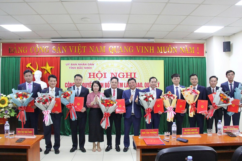 Trao Quyết định bổ nhiệm lãnh đạo Sở VHTTDL tỉnh Bắc Ninh - ảnh 2