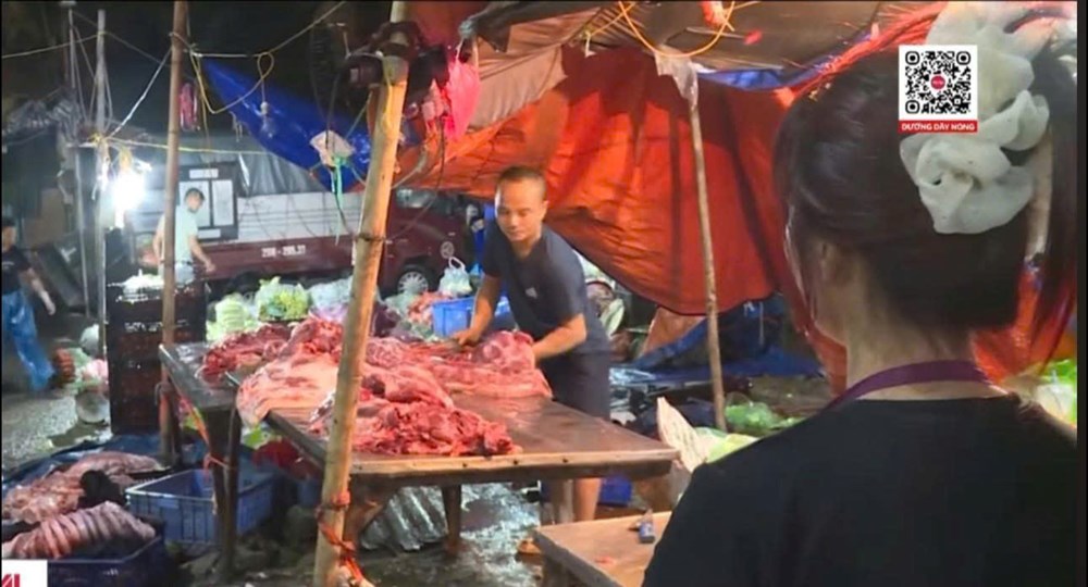Hà Nội: Khởi tố 3 vụ án hình sự liên quan đến đường dây tiêu thụ thịt lợn bệnh tại chợ và quán cơm - ảnh 2