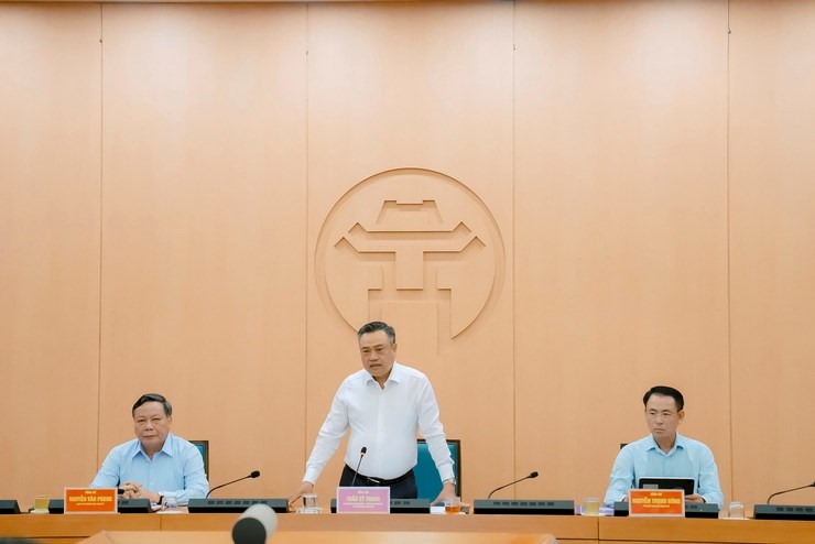 Phó Bí thư Thường trực Thành ủy Hà Nội: Đời sống đi lên nhưng môi trường lại đi xuống - ảnh 1