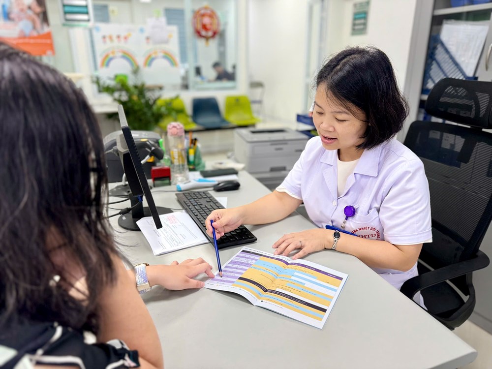 Phòng tránh lây bệnh truyền nhiễm trong mùa mưa bão - ảnh 1