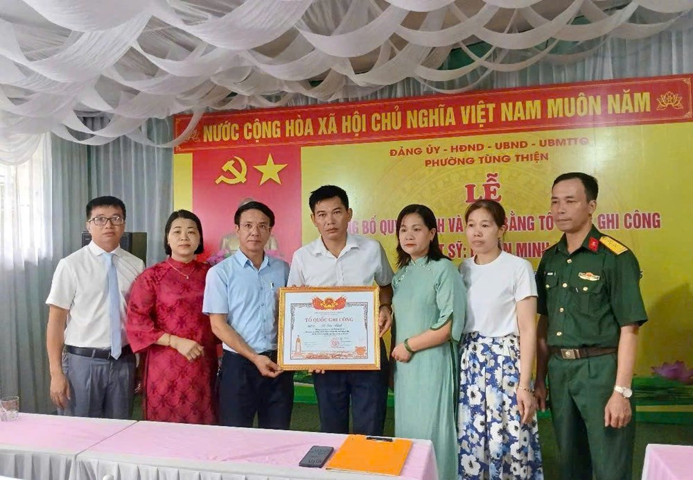 Hà Nội tổ chức nhiều hoạt động tri ân người có công - ảnh 2
